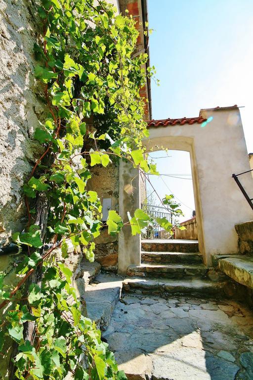 Agriturismo Costamagna نولي المظهر الخارجي الصورة